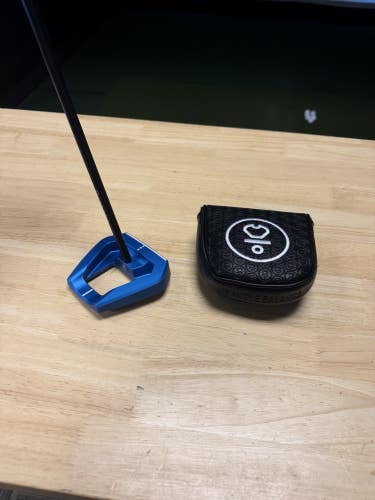 NEW L.A.B. Golf VZN.1i Putter 34" ACCRA Shaft Press Pistol 2 Grip RH Headcover