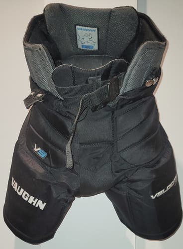 Junior Medium/Large 2020 Vaughn Velocity V9 Pro Hockey Goalie Pants