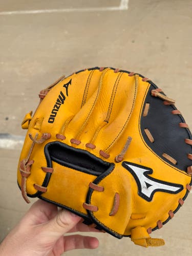Mizuno MVP RH Infield Baseball Flat Glove Trainer used