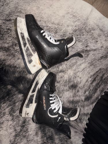 Bauer Supreme Shadow Hockey Skates 8.5