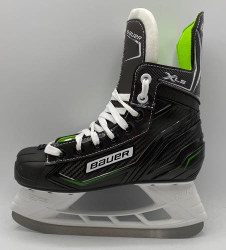 NEW Bauer XLS Skates  Size 2 R