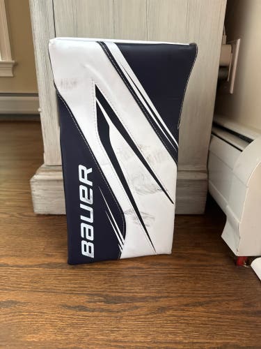 Bauer Vapor X5 Pro Regular ( barely Used)
