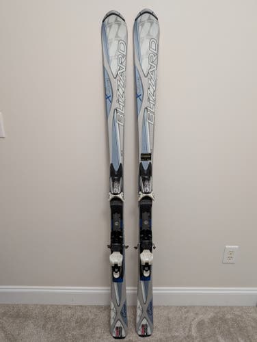 Unisex All Mountain 163 cm Blizzard Skis With Bindings (Used)