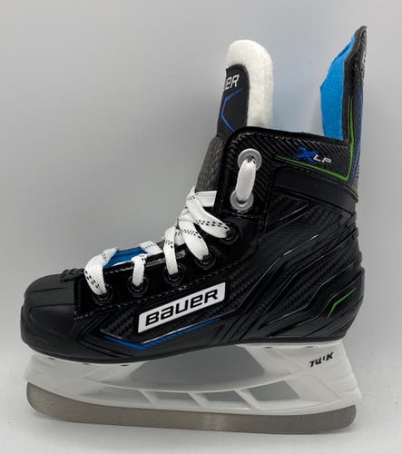 NEW Bauer XLP Skates Size y11 R