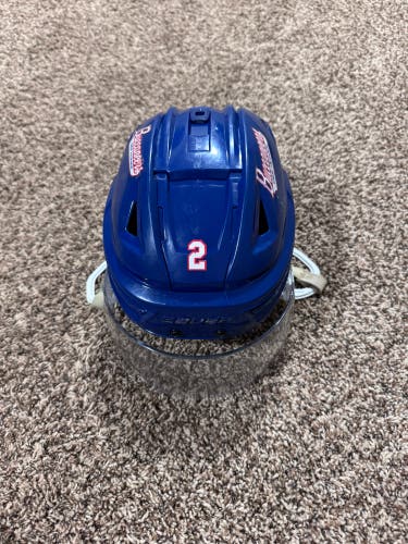Medium Bauer Re-Akt 150 Helmet (Used)