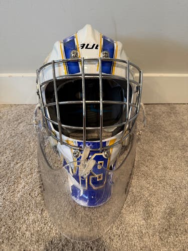 Senior Small Bauer 930 Goalie Mask (Used)