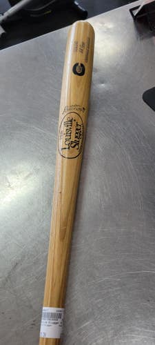 Used Louisville Slugger 35 IN BB/SB Wood Bat 35" 11497-C000160617