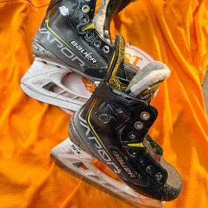 Bauer Vapor 3X Hockey Skates Junior Size 1.5