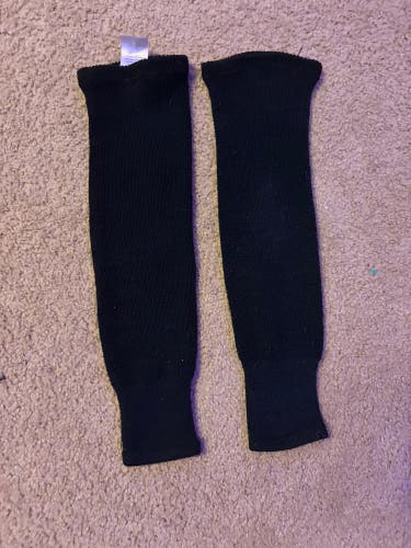 Black Youth Athletic Knit HS2100 Socks (Used)