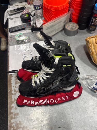 Used Bauer ELITE Senior Hockey Skate Senior 5 11337-S000489736
