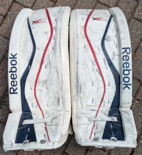 30" Reebok XLT 24 Goalie Leg Pads (Used)
