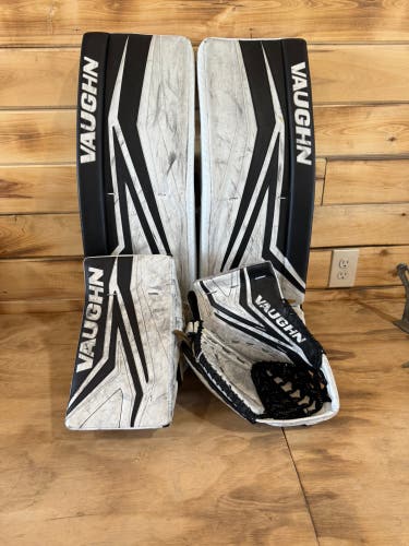 30" Vaughn Ventus SLR3 Regular Goalie Full Set (Used)