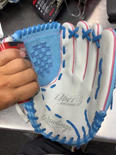 Rawlings RH Liberty Advanced Softball Glove 12.5" **New**