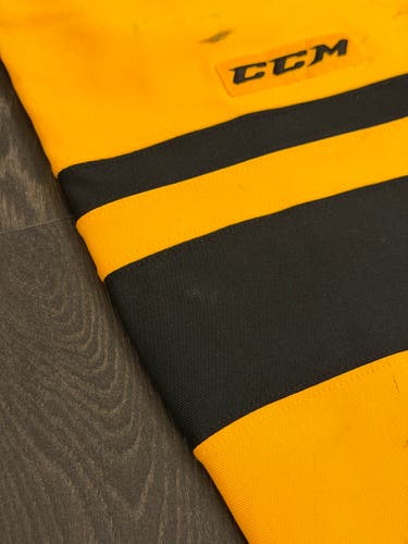Yellow-Black Senior Large CCM Socks (Used)