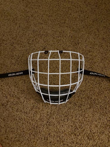 Small Bauer Profile II Facemask (New)