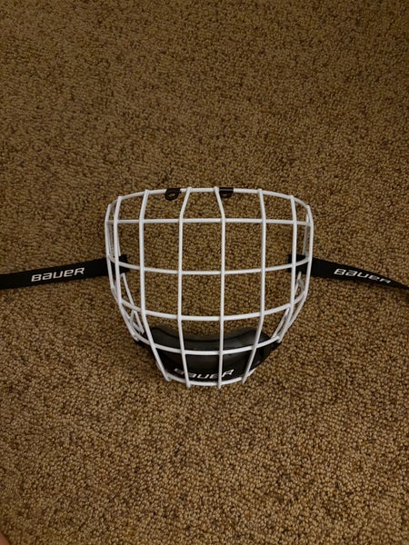 Small Bauer Profile II Facemask (New)