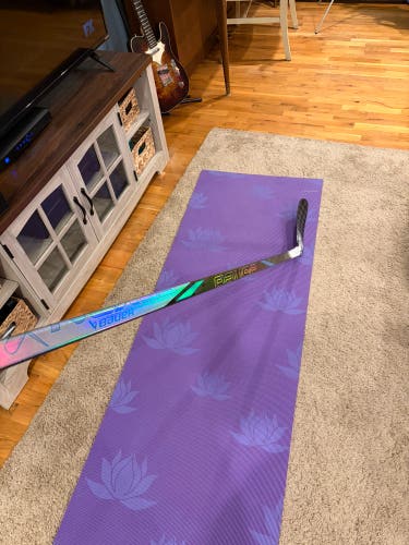 Senior Bauer tracer Left Hand Hockey Stick P90TM 70 Flex (Used)