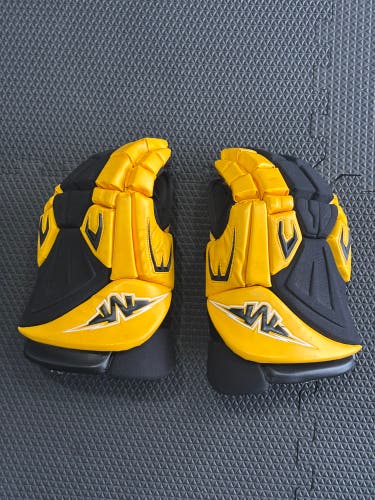 Mission Hockey Gloves 14" The Syndicate Assassin