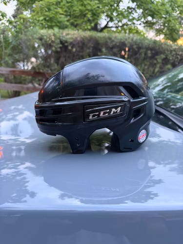 Medium CCM Super Tacks X Helmet (Used)