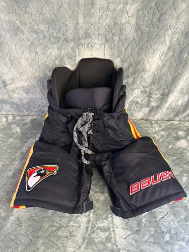 Black Junior Small Bauer Custom Pro Hockey Pants (Used)