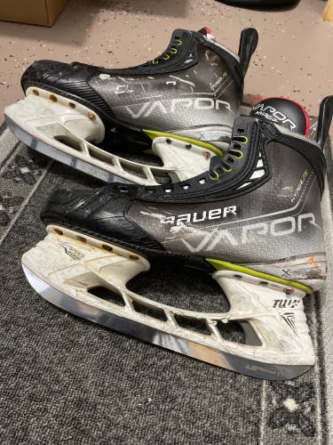Bauer Vapor Hyperlite Hockey Skates size 8 fit 2 w/extra steel