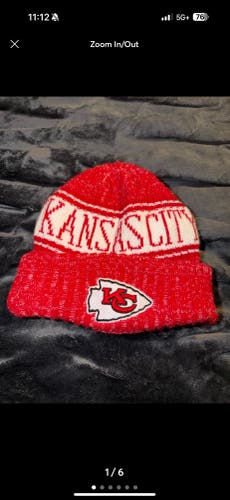 New Era NFL Football Kansas City Chiefs Winter Beanie Hat Cap  Men’s OSFA Used