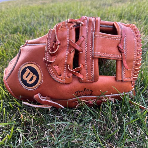 Vintage 80s MINTY Wilson SB Special A9820 Softball Glove RHT