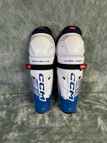 Junior CCM Next Shin Pads 11" (Used)