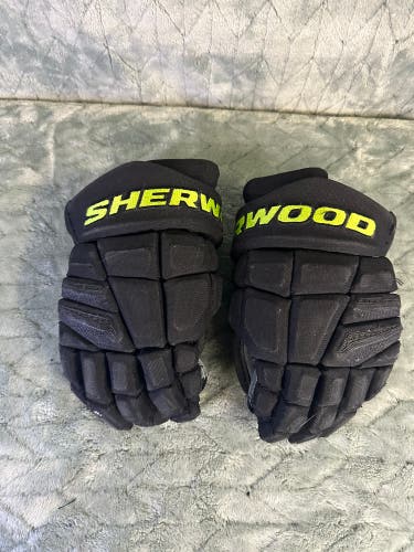 Sher-Wood Rekker Element 1 Gloves 11" (Used)