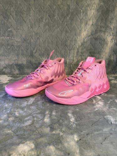 Pink Women's Size M 5.5 (W 6.5) Puma Shoes (Used)