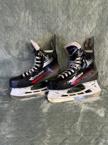 Intermediate Bauer Vapor 3X Hockey Skates Regular Width Size 5 (Used)
