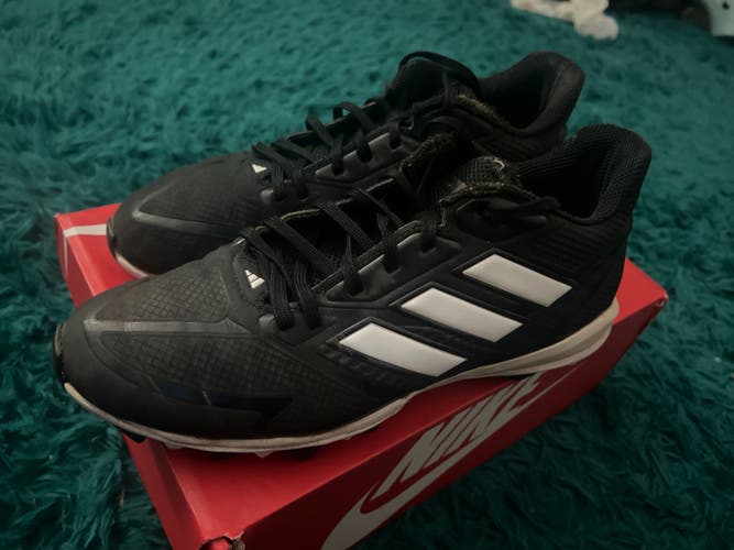 Black Men's 7Y (Big Kids / Youth) Youth Adidas Low Top Molded Cleats (Used)