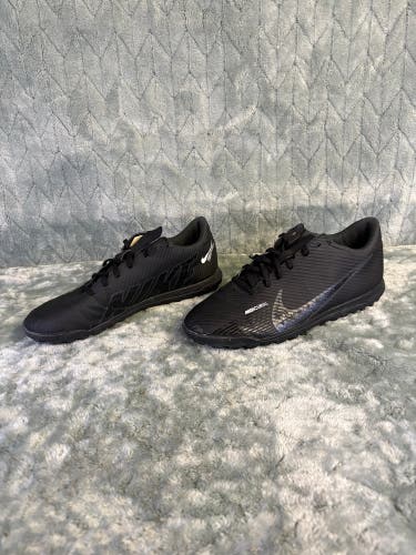 Black Men's Size M 6.5 (W 7.5) Nike Mercurial Superfly Cleats Turf Cleats (Used)