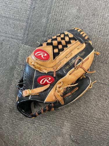 Used Rawlings RBG4BT BB/SB Glove RH Throw Brown And Black 13" 11614-S000242270