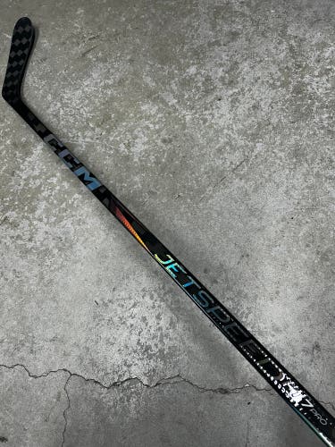 80 Flex P28 Senior CCM Jetspeed FT7 Pro Right Hand Hockey Stick Perron Pro Stock