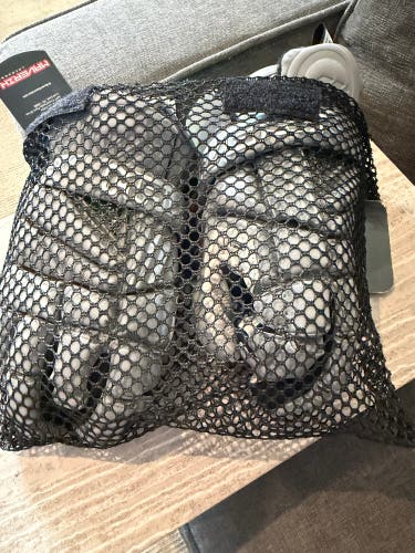Maverik Max Lacrosse Gloves (New)