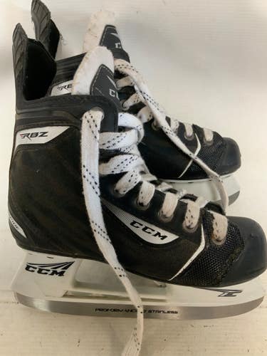 Used CCM RBZ RAPIDE Junior Hockey Skate Junior 03 11823-S000041295