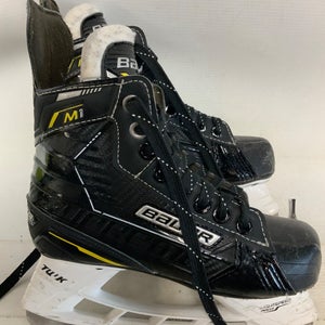 Used Bauer SUPREME M1 Junior Hockey Skate Junior 01 11823-S000041291