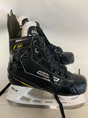 Used Bauer SUPREME M1 Junior Hockey Skate Junior 01 11823-S000041291