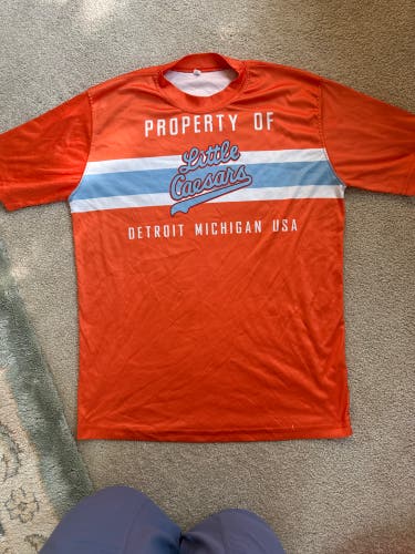 Little Caesars Orange Medium Adult Unisex Shirt (Used)