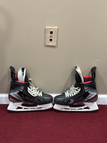 Bauer Vapor 2X Pro Hockey Skates Regular Width item#PSRG7