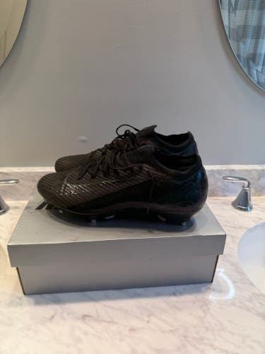 Men's Size M 12.0 (W 13.0) Nike Phantom GX Cleats (Used)