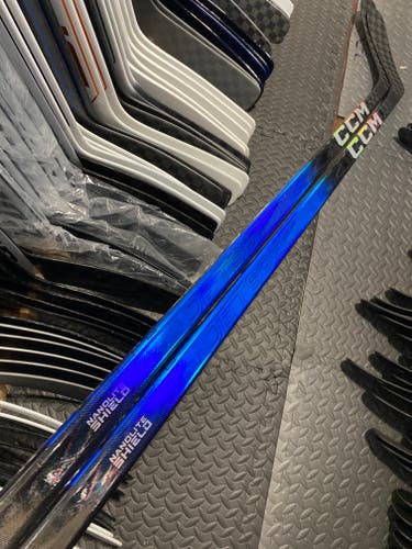 2 Pack New LH CCM Jetspeed FT8 Team P28 75 Flex