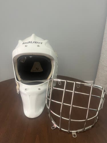 Senior Large Bauer Profile 960 Goalie Mask (Used)