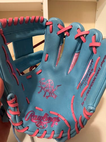 2025 Infield RH Rawlings Heart of the Hide Baseball Glove 11.5" (New)