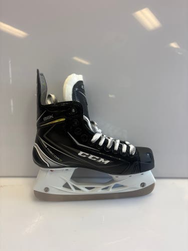 CCM Ribcor 66K Hockey Skates Extra Wide Width Size 4.5 (New)