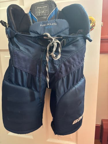Junior Medium Bauer Nexus 600 Hockey Pants (Used)