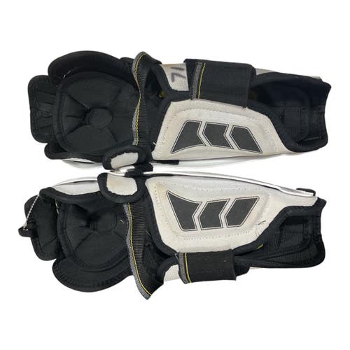 Used Bauer Intermediate Shin Guards White 11" 11847-S000037288