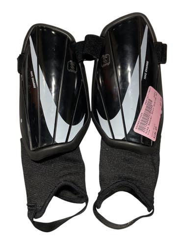 Used Nike Soccer Shin Guards Adult Black SM 11847-S000037455