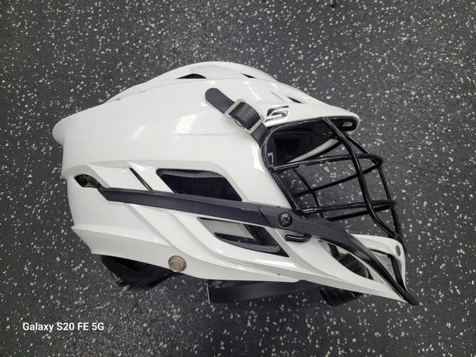 Used Cascade S YOUTH Lacrosse Helmet White SM 11849-S000042963